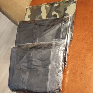 NWT - 3-pack Leggings